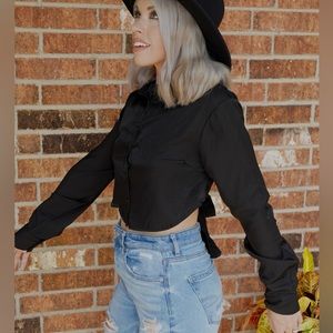 Cruise with me Backless Button-Front Top